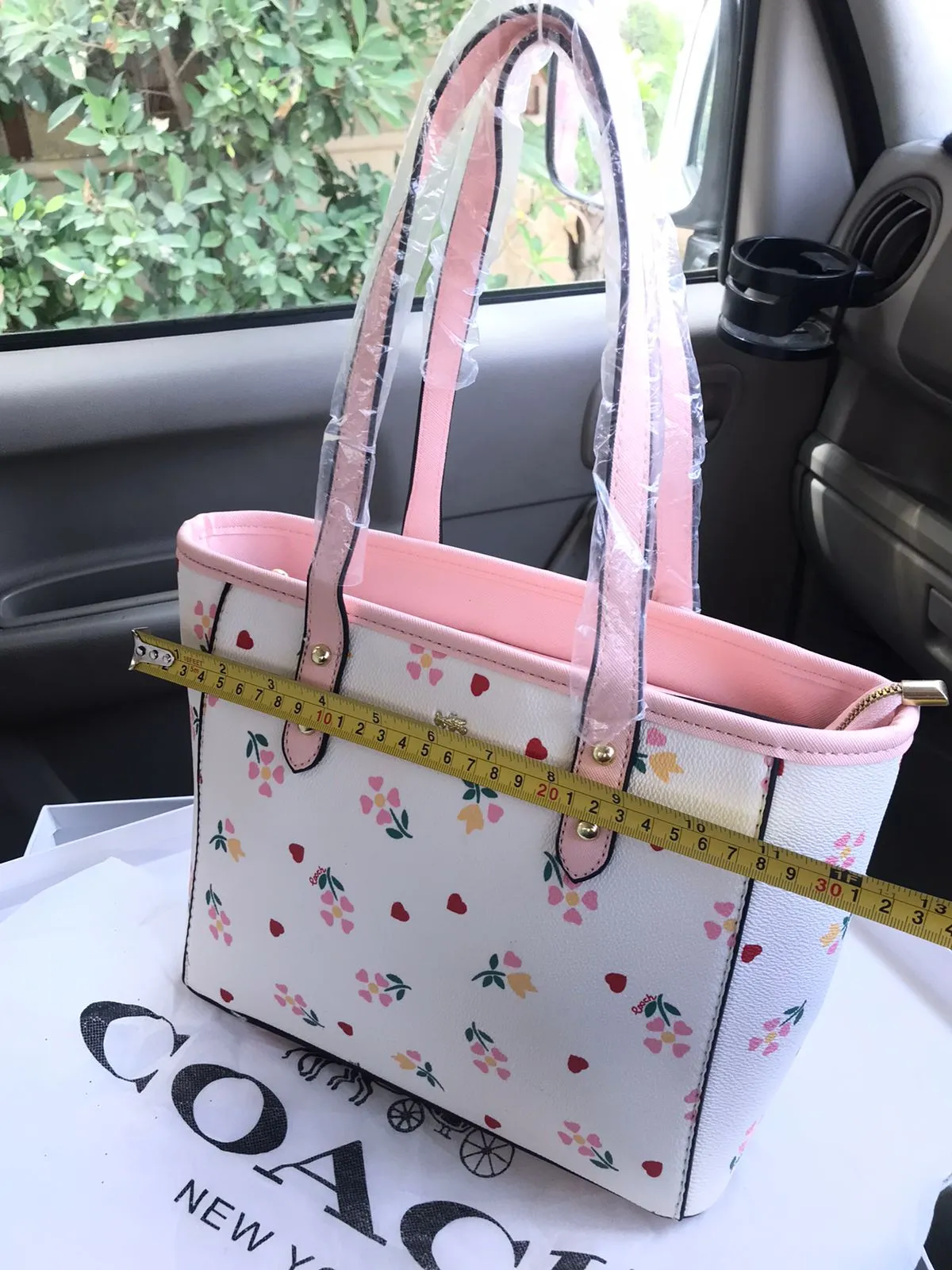Coach Branded Tote Bag 07